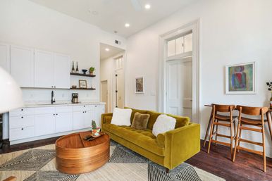 Double Condo Rental with Luxurious Art-Filled Suites & Private Rooftop Terrace Near French Quarter and Superdome image 9