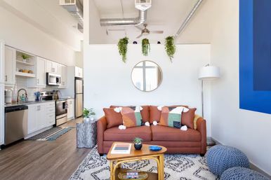 Broadway Bliss Penthouse: Rooftop Pool, City Views + Walk to Broadway image 7