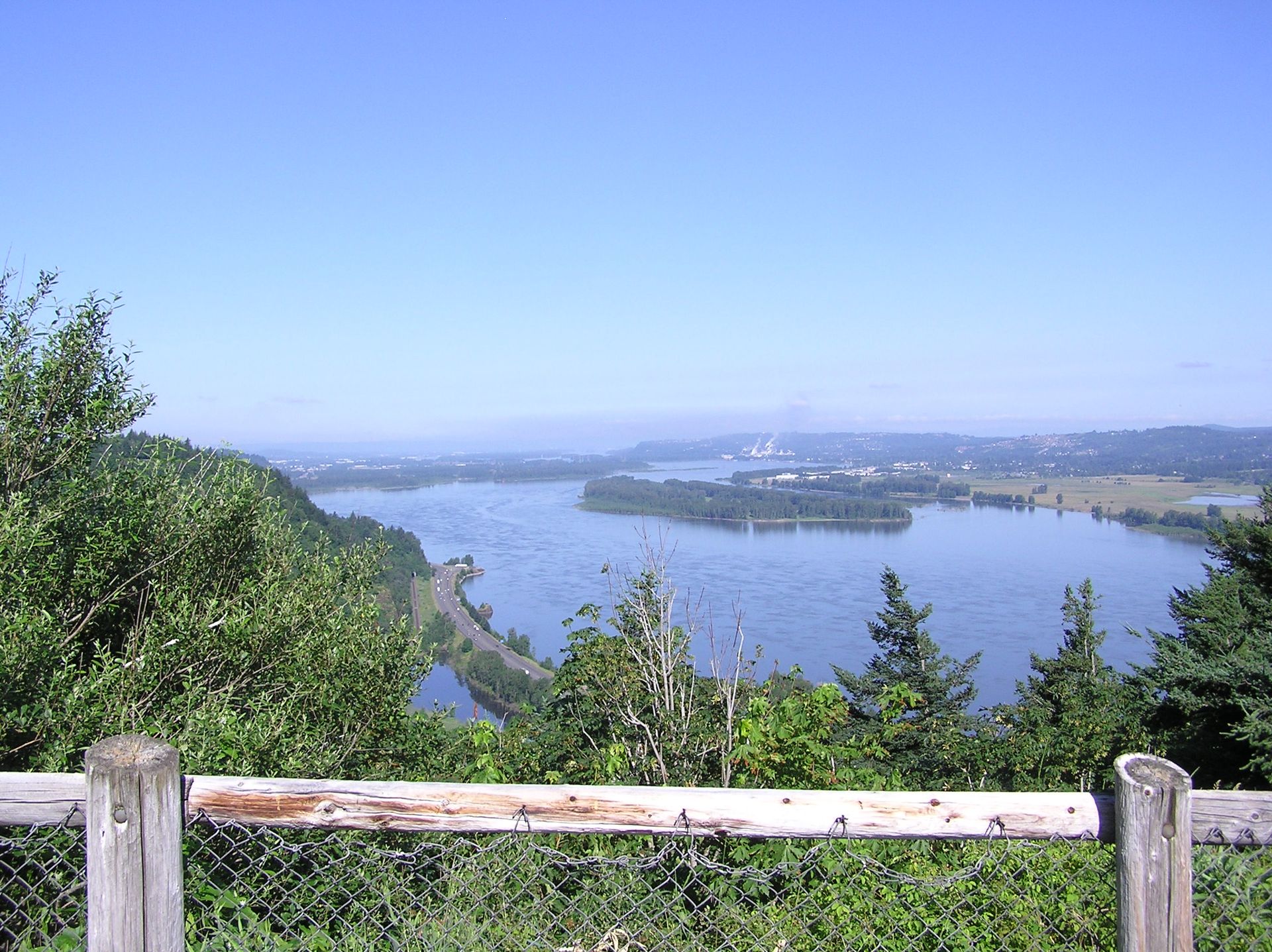 Multnomah Falls & Columbia River Gorge Tour image 2