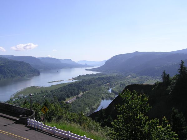 Multnomah Falls & Columbia River Gorge Tour image 1