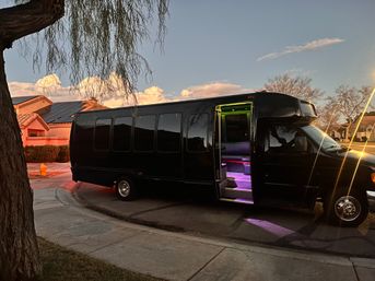 Explore AZ Party Bus Luxury Tour: Enjoy the Sights, Bars, Clubs & Events with Complete Comfort and Privacy image 3