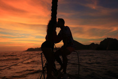 Luxury Sunset Sailing with Open Bar & Appetizers (Up to 16 Passengers) image 6