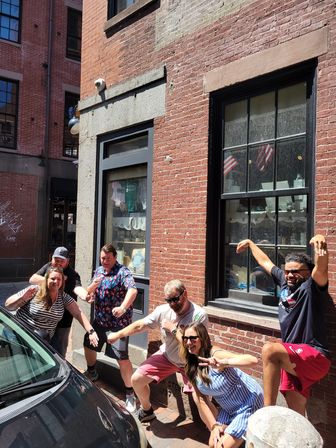 Party Pub Crawl along Freedom Trail and Downtown Boston with Expert Historic Guide image 4