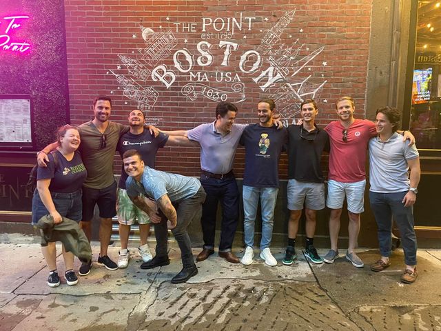 Party Pub Crawl along Freedom Trail and Downtown Boston with Expert Historic Guide image 3