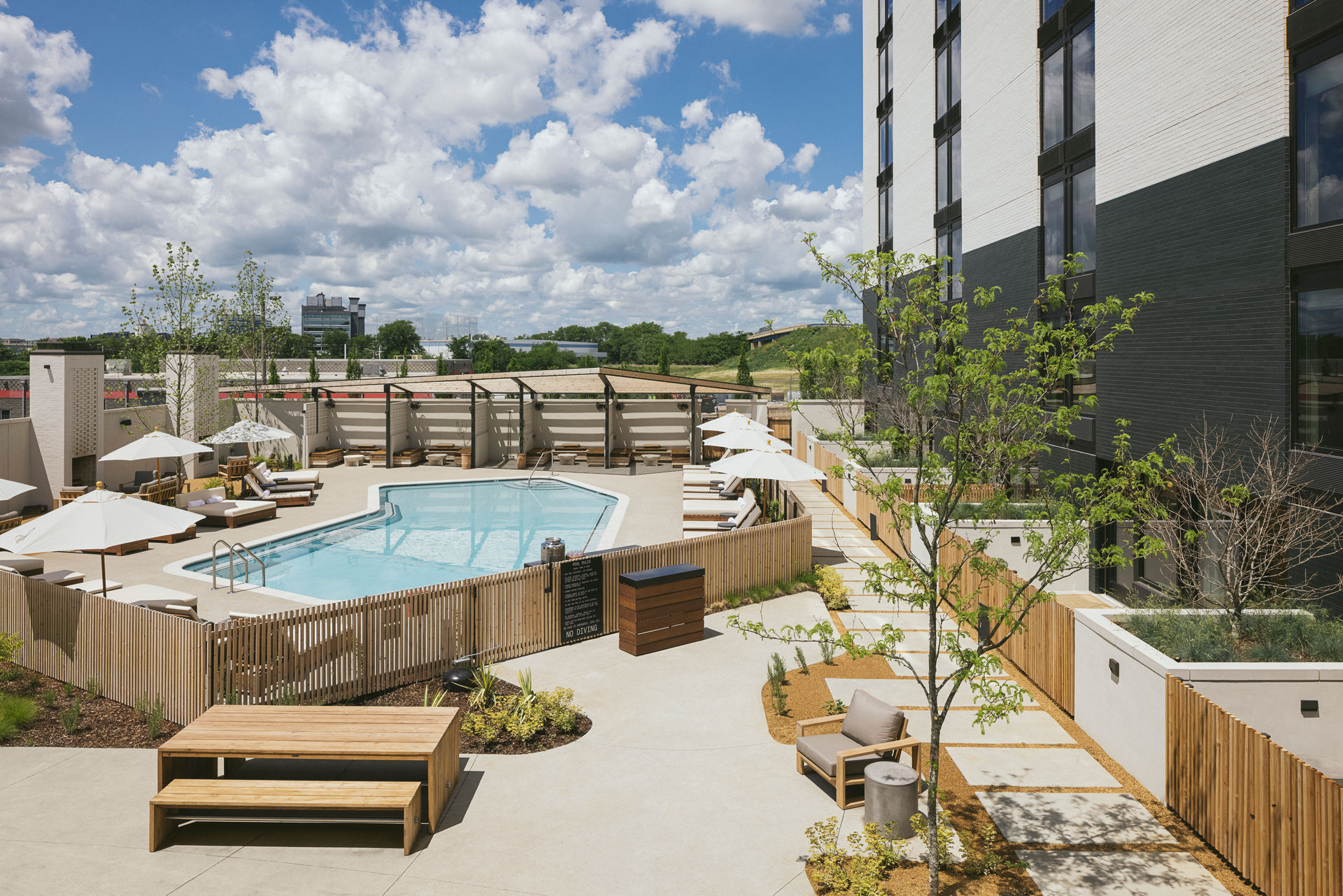 Drift Nashville: 1-3 Bedroom Suites with Resort-Style Pool image 1
