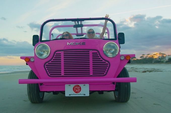 Posh Vintage Cart Moke Convertible Rentals: See Savannah in Style image 4