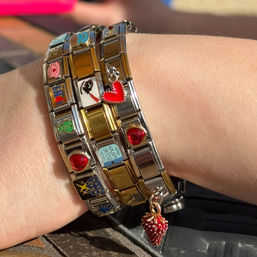 Make Your Own Italian Charm Bracelet in New York City image