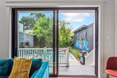 Private Home with Heated Pool Near French Quarter image 6
