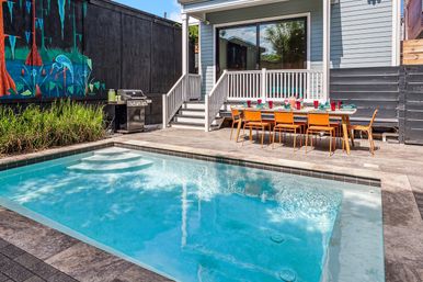Private Home with Heated Pool Near French Quarter image 5