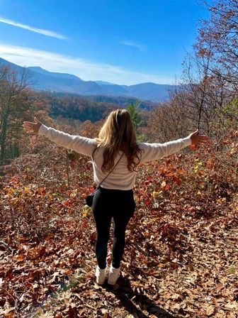 Jeep Tour & Scenic Photo Ops with an Expert Guide in the Smoky Mountains image 2