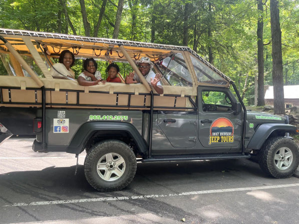 Jeep Tour & Scenic Photo Ops with an Expert Guide in the Smoky Mountains image 1
