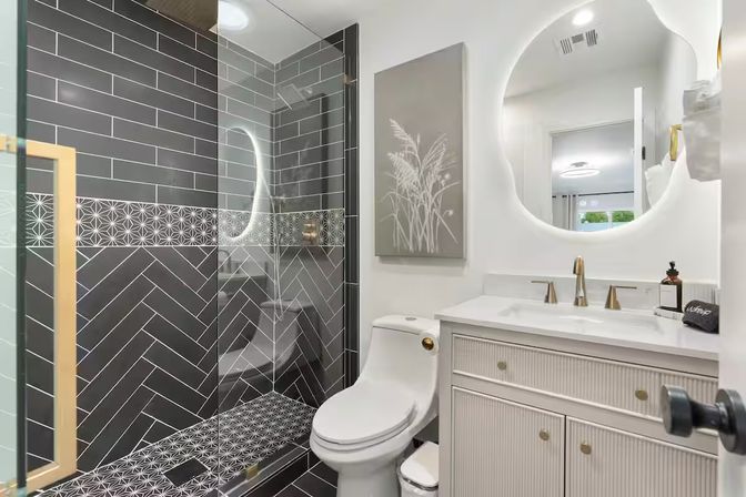 The Hensley on Hubbell: Designer Retreat with Pool, Putting Green + Luxe Living image 32