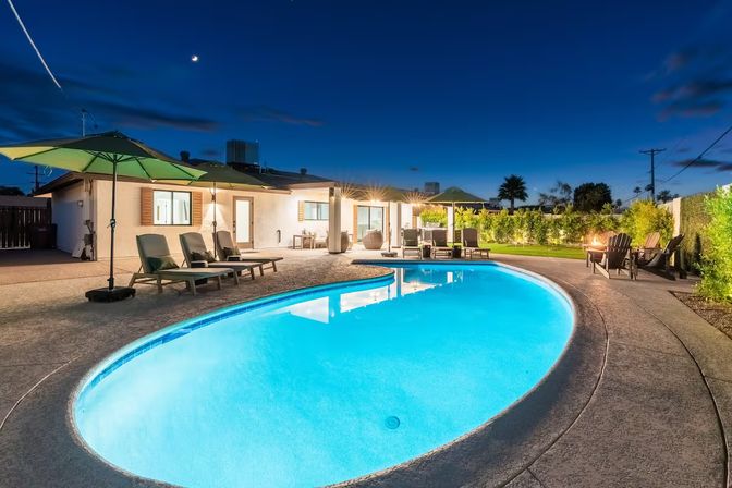 The Hensley on Hubbell: Designer Retreat with Pool, Putting Green + Luxe Living image 39