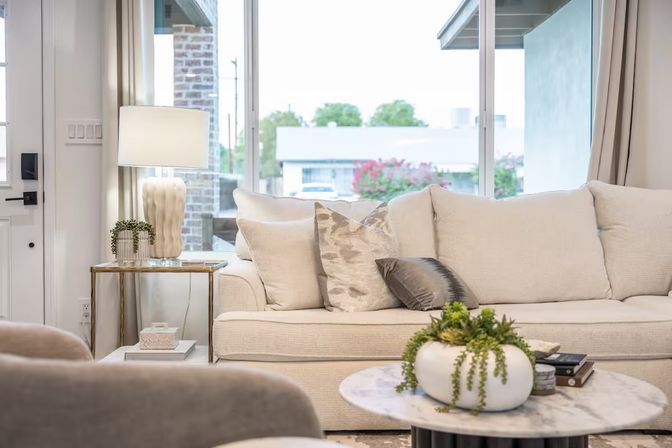 The Hensley on Hubbell: Designer Retreat with Pool, Putting Green + Luxe Living image 10