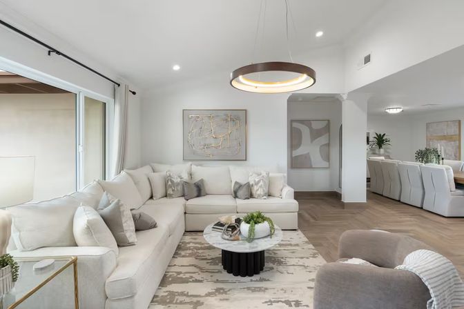 The Hensley on Hubbell: Designer Retreat with Pool, Putting Green + Luxe Living image 9