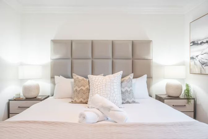 The Hensley on Hubbell: Designer Retreat with Pool, Putting Green + Luxe Living image 27