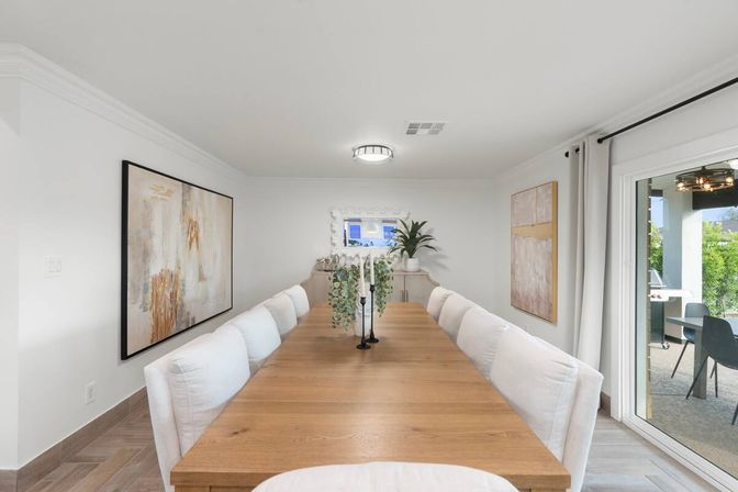 The Hensley on Hubbell: Designer Retreat with Pool, Putting Green + Luxe Living image 18