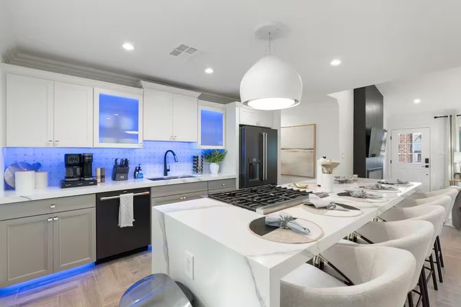 The Hensley on Hubbell: Designer Retreat with Pool, Putting Green + Luxe Living image 17
