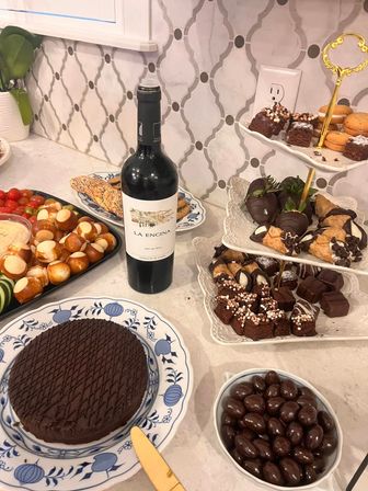 Private In-Home Wine Sampling Experience image 23