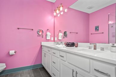 Flamingle House: Rooftop Views + Bach-Ready Vibes in Midtown image 35