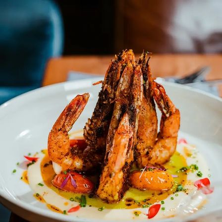 Quadrant Bar & Lounge: Elegant Cocktails, French-Latin Cuisine, and Live Music image 25