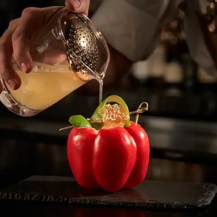 Quadrant Bar & Lounge: Elegant Cocktails, French-Latin Cuisine, and Live Music image 11