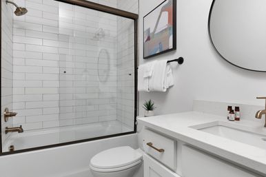 The Camellia: Rooftop Patio and Dog Friendly Home image 15