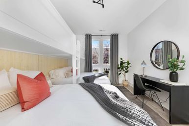 The Camellia: Rooftop Patio and Dog Friendly Home image 13