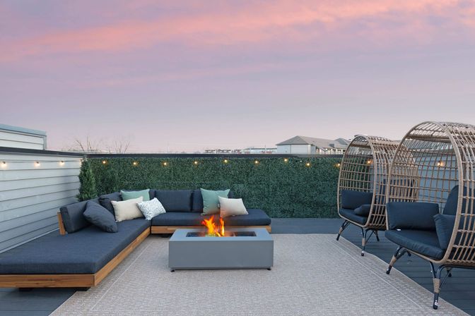 The Camellia: Rooftop Patio and Dog Friendly Home image 44