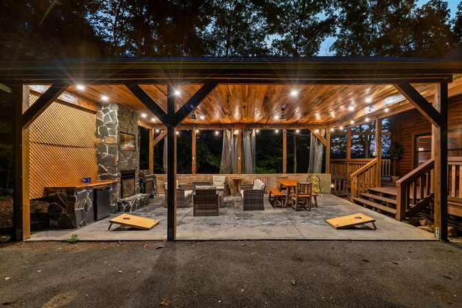 Ridge Creek Cabin: Theater, Game Room, Outdoor Lounge + Hot Tub image 11