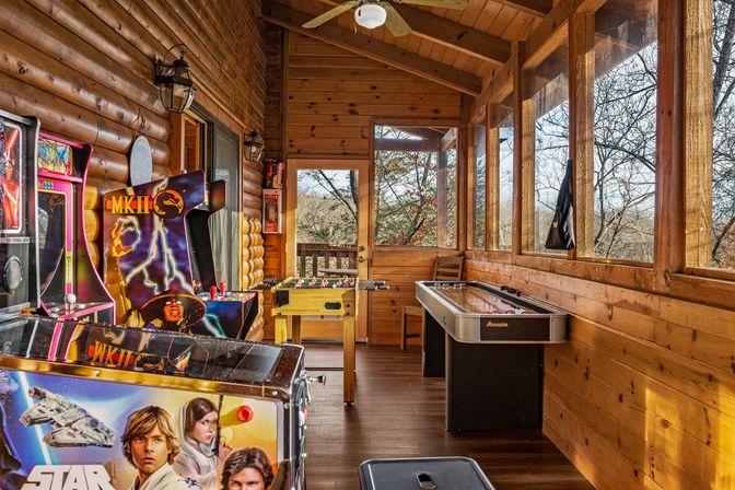 Ridge Creek Cabin: Theater, Game Room, Outdoor Lounge + Hot Tub image 19