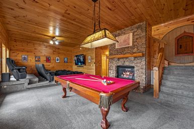 Ridge Creek Cabin: Theater, Game Room, Outdoor Lounge + Hot Tub image 15