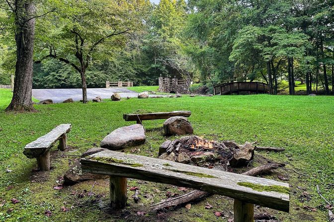 Ridge Creek Cabin: Theater, Game Room, Outdoor Lounge + Hot Tub image 63