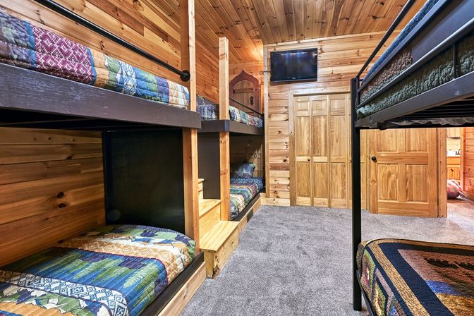 Ridge Creek Cabin: Theater, Game Room, Outdoor Lounge + Hot Tub image 37