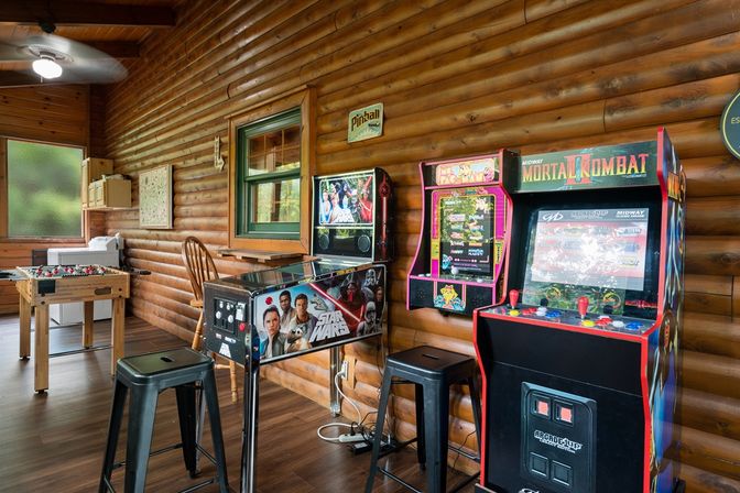 Ridge Creek Cabin: Theater, Game Room, Outdoor Lounge + Hot Tub image 57