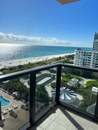 Miami Beach Oceanfront Suite with Access to 2 Pools, Hot Tubs, Jet Ski Rentals & Gym image 15