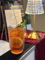 Private Bar Experience: Custom Craft Cocktails & Stylish Mobile Bar image 2