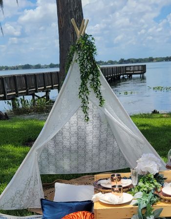 Pop-Up Picnic Luxury Experience with Custom Decor, Utensils, and More image 22