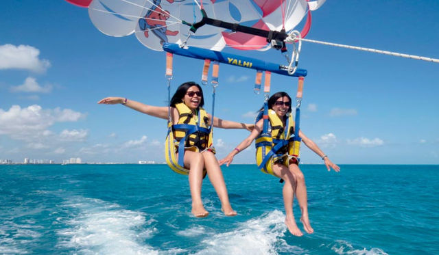Parasailing Experience: Return Transport Included image 3