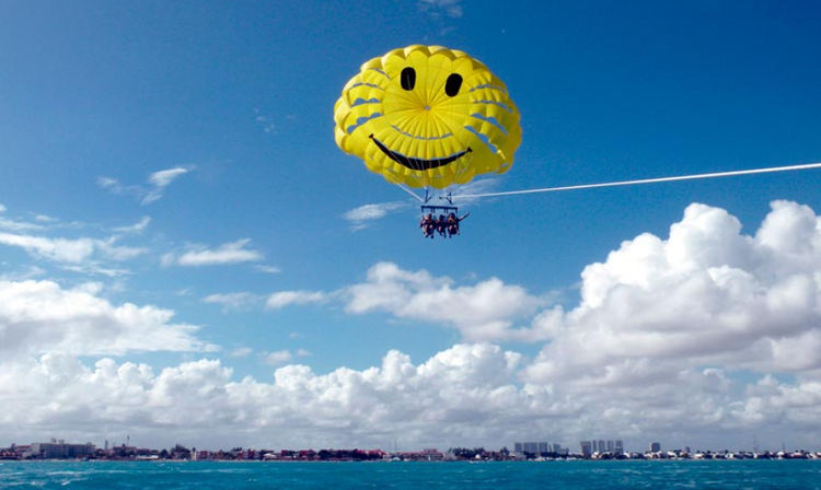 Parasailing Experience: Return Transport Included image 2