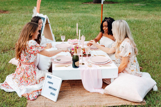 Luxury Picnics Reimagined with Games, Speakers, and Custom Decor image 1