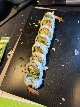 Sushi Rolling Session with an Expert Professional Chef image 9