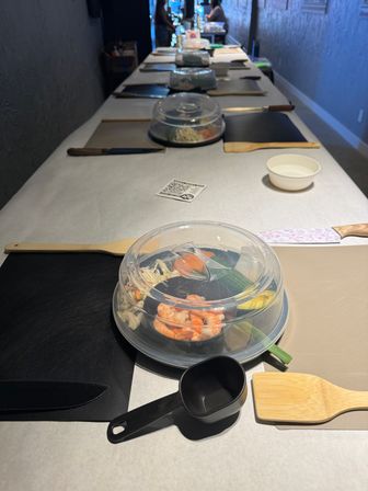 Sushi Rolling Session with an Expert Professional Chef image 19