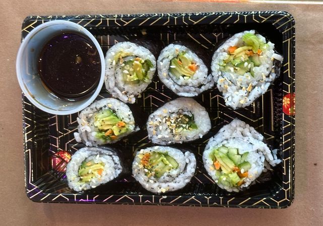 Sushi Rolling Session with an Expert Professional Chef image 3