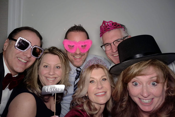 KRUU Photo Booth Experience: Delivered & Self-Operated for Any Celebration image 17