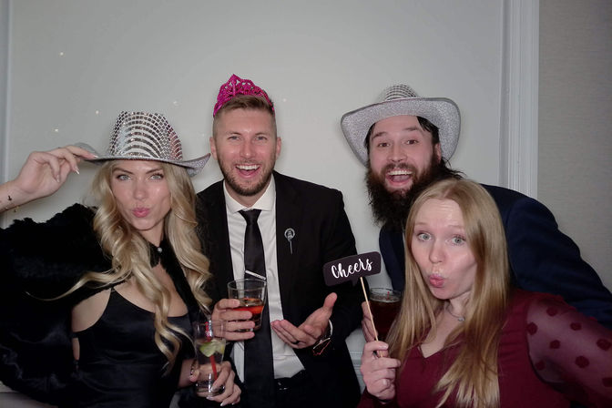 KRUU Photo Booth Experience: Delivered & Self-Operated for Any Celebration image 8