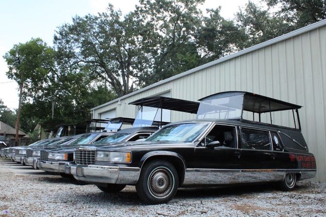 Bride's Last Ride: Private Ghost Tour through Savannah's Haunted Streets image 9