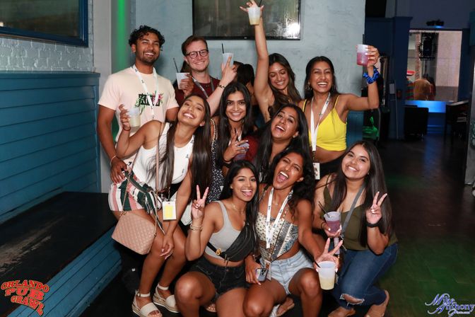 Epic Party Pub Crawl with 30 Bars to Choose From, 4 Complimentary Drinks, and Fun Guide image 14