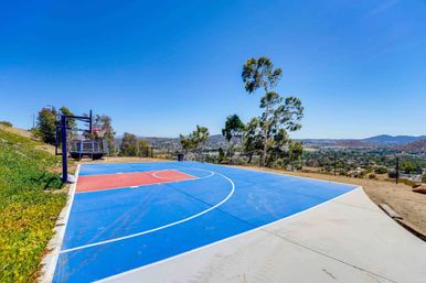 Mountaintop Estate with Pool, Hot Tub, Theater Room & Tiki Bar image 14
