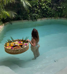 Floating Breakfast Tray Delivered Right to Your Pool image 6